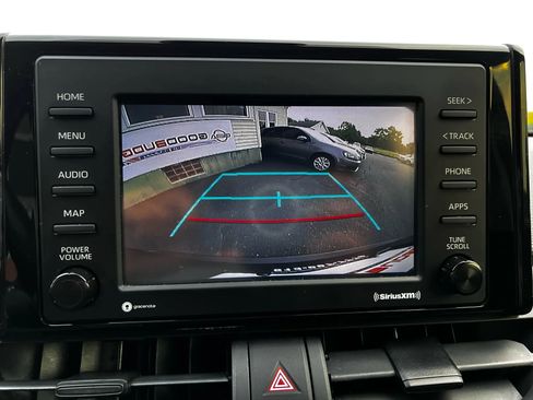 Used 2021 Toyota RAV4 XLE image 37