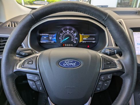 Certified 2020 Ford Edge SEL w/ Convenience Package FWD image 28