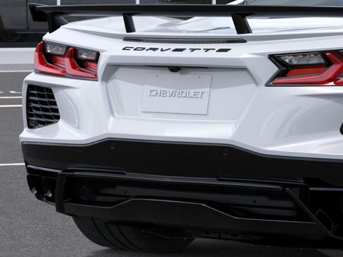 New 2026 Chevrolet Corvette Stingray Coupe w/ Z51 Performance Package RWD image 38