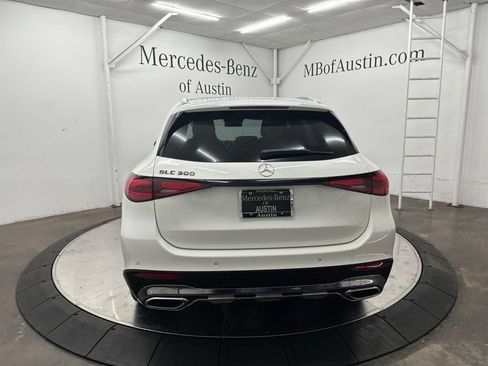 Certified 2025 Mercedes-Benz GLC 300 image 7