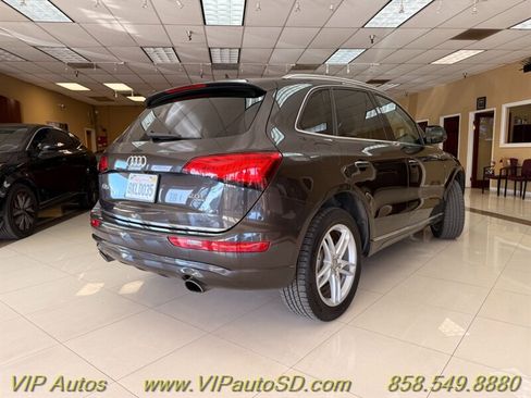 Used 2015 Audi Q5 2.0T Premium Plus w/ Technology Package image 4
