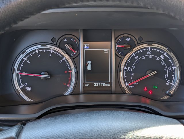 Used 2023 Toyota 4Runner Limited AWD/4WD image 23
