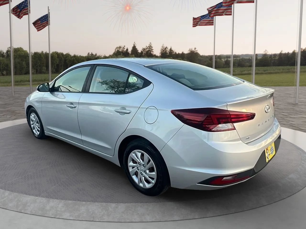 Used 2019 Hyundai Elantra SE FWD image 5