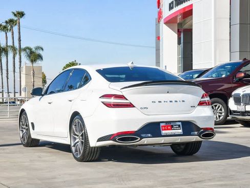 Used 2022 Genesis G70 3.3T image 10