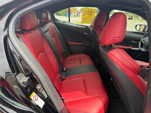 Used 2019 Lexus UX 200 F Sport w/ F Sport Premium Package FWD image 37