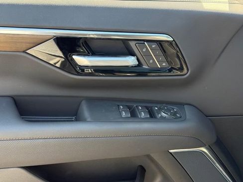 New 2026 Chevrolet Tahoe High Country image 11