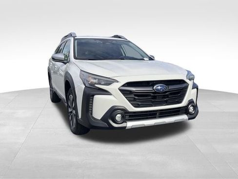 Used 2023 Subaru Outback Touring XT AWD/4WD image 7