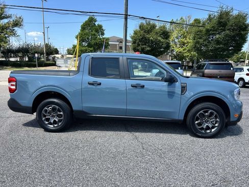 Used 2023 Ford Maverick XLT FWD image 2