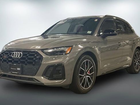 Certified 2023 Audi SQ5 Prestige w/ Prestige Package image 2