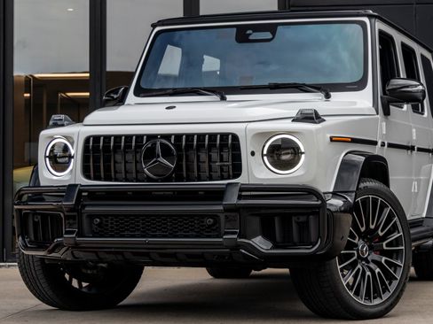 Used 2026 Mercedes-Benz G 63 AMG 4MATIC image 3