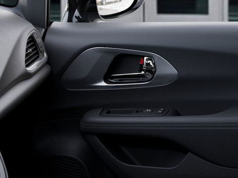 New 2026 Chrysler Voyager LX FWD image 25