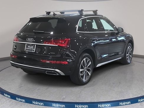 Used 2023 Audi Q5 2.0T Premium w/ Convenience Package image 6