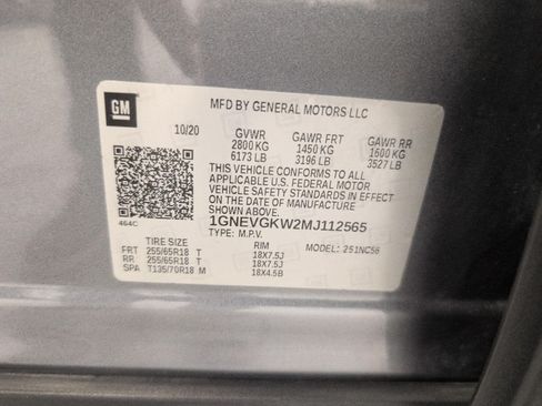 Used 2021 Chevrolet Traverse LT w/ LPO, Floor Liner Package AWD/4WD image 28