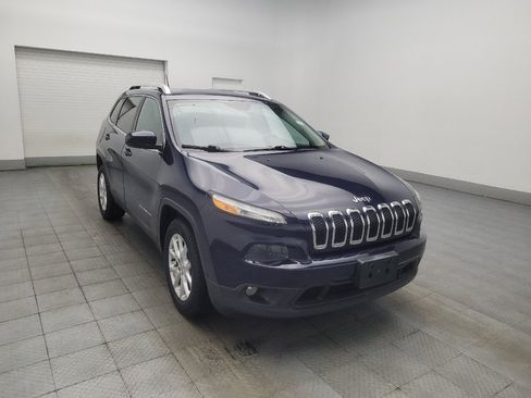 Used 2014 Jeep Cherokee Latitude w/ Cold Weather Group FWD image 13