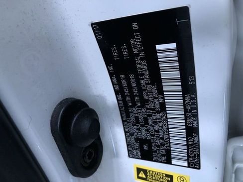 Certified 2017 Toyota Highlander XLE image 34