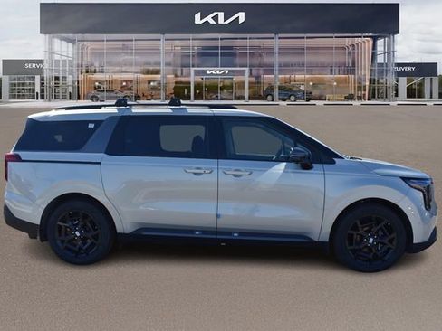 New 2026 Kia Carnival SX Prestige image 2