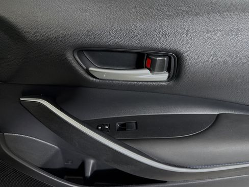 Used 2022 Toyota Corolla SE FWD image 31