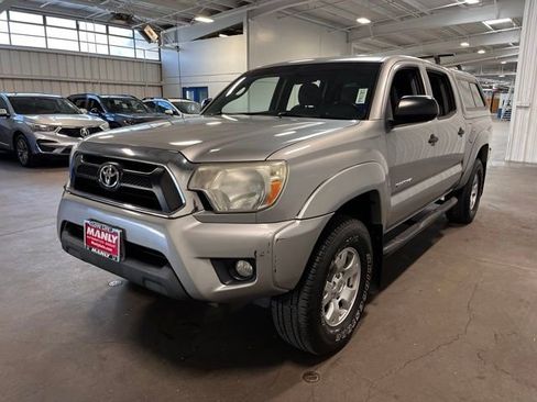 Used 2015 Toyota Tacoma PreRunner w/ TRD Off-Road Package RWD image 6