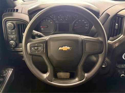 Used 2023 Chevrolet Silverado 1500 Custom AWD/4WD image 16