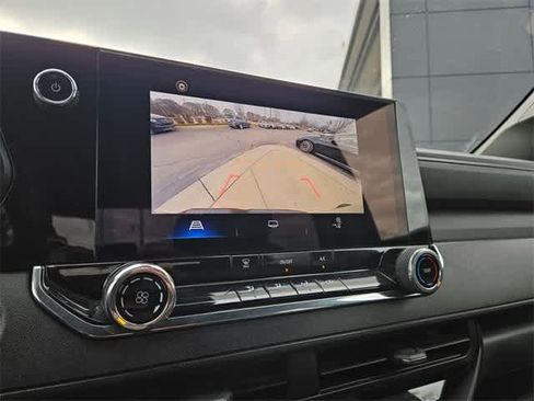 Used 2023 Chevrolet Colorado W/T image 26