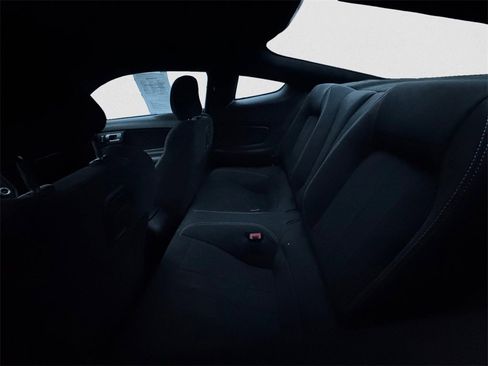 Used 2018 Ford Mustang GT image 8