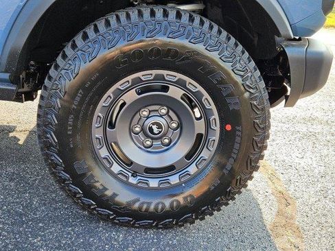 New 2024 Ford Bronco Black Diamond image 10