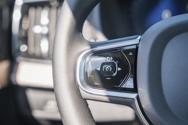 New 2027 Volvo XC90 B6 Plus AWD/4WD image 29