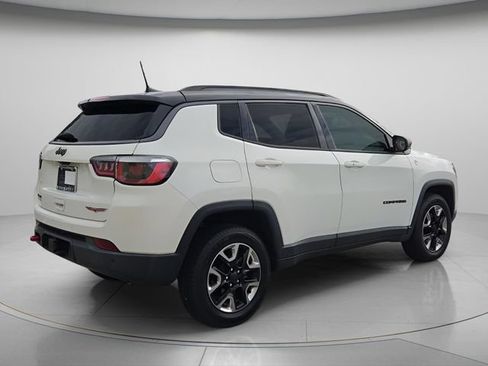 Used 2018 Jeep Compass Trailhawk w/ Leather Interior Group AWD/4WD image 7