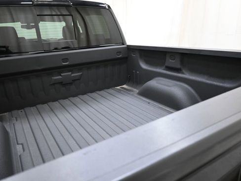 Used 2018 Chevrolet Silverado 1500 LTZ Z71 w/ Midnight Edition image 15