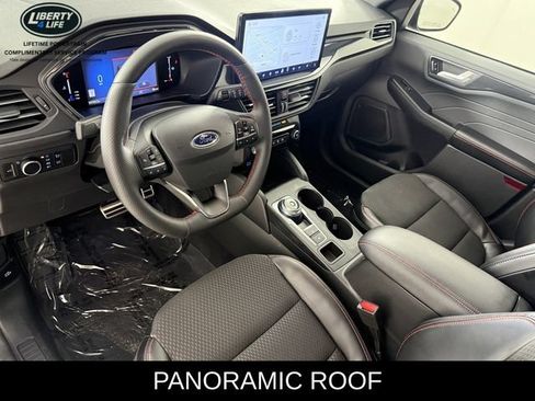 Used 2023 Ford Escape ST-Line w/ Tech Pack #1 AWD/4WD image 12