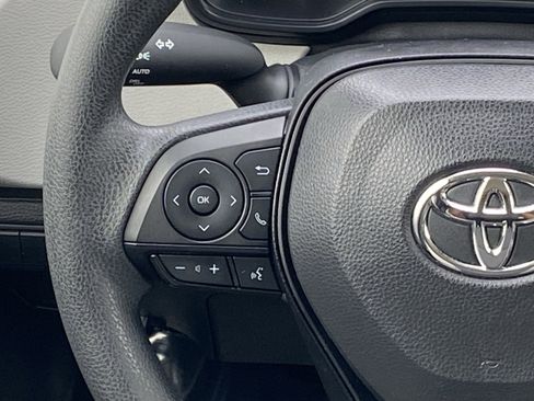 Certified 2024 Toyota Corolla LE image 17