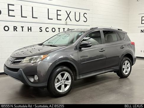 Used 2013 Toyota RAV4 XLE FWD image 7