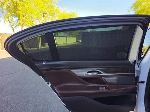 Used 2016 BMW 740i RWD image 31