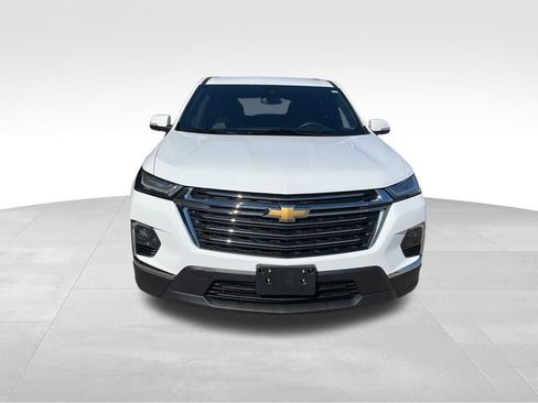 Used 2023 Chevrolet Traverse LT FWD image 9