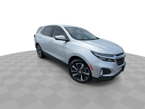 Certified 2022 Chevrolet Equinox LT FWD image 2
