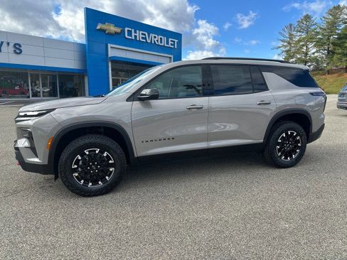 New 2026 Chevrolet Traverse Z71 image 2