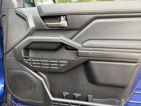 Certified 2025 Toyota Tacoma TRD Off-Road w/ TRD Off Road Upgrade Package AWD/4WD image 16