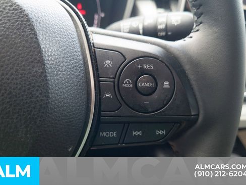 Used 2025 Toyota Corolla XSE FWD image 27