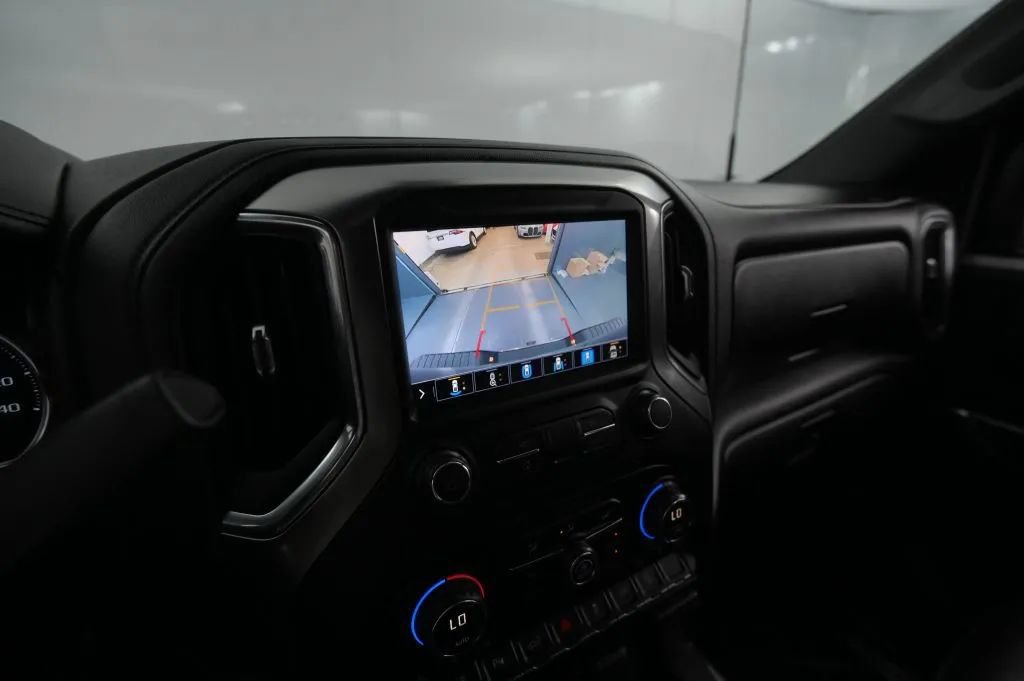 Used 2020 Chevrolet Silverado 2500 LTZ w/ Technology Package AWD/4WD image 43
