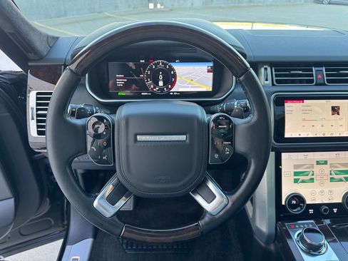 Used 2019 Land Rover Range Rover Long Wheelbase Supercharged image 18
