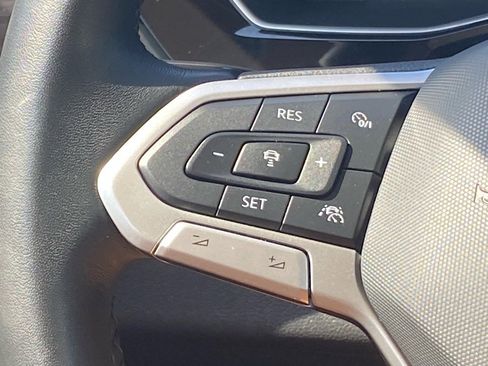 Certified 2024 Volkswagen Jetta SEL image 5