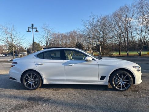 New 2026 Genesis G70 2.5T Prestige image 10