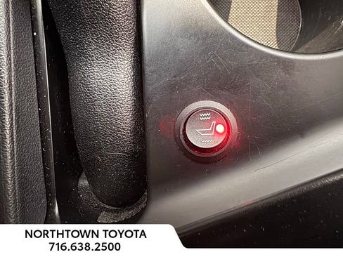 Used 2023 Hyundai Elantra SEL image 13