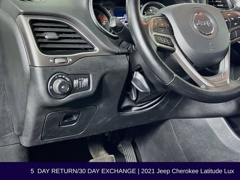 Used 2021 Jeep Cherokee Latitude Lux AWD/4WD image 11