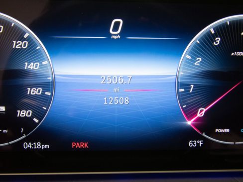 Used 2025 Mercedes-Benz GLE 53 AMG 4MATIC Coupe image 32