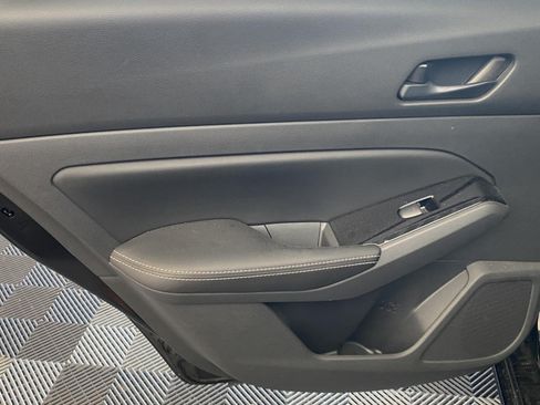 Used 2023 Nissan Altima 2.5 SV w/ SV Premium Package FWD image 15
