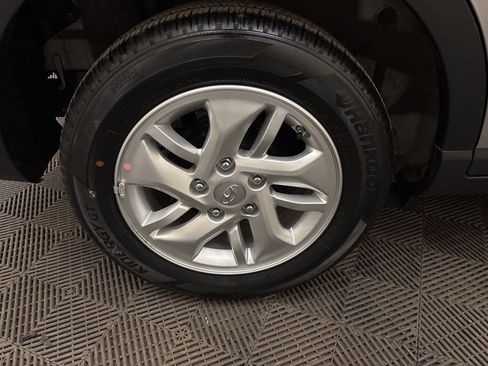 Certified 2026 Hyundai Venue SE image 27