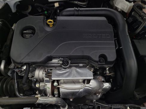 Used 2024 Chevrolet Malibu LT image 30