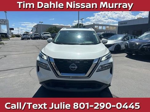 Used 2023 Nissan Rogue SV w/ SV Premium B Package AWD/4WD image 4