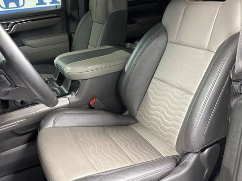 Used 2023 Chevrolet Silverado 1500 ZR2 w/ ZR2 Bison Edition image 17